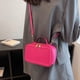 thumbnail image 5 of Nuevo bolso de caja simple color sólido estilo occidental bolso de hombro de ocio, 5 of 6