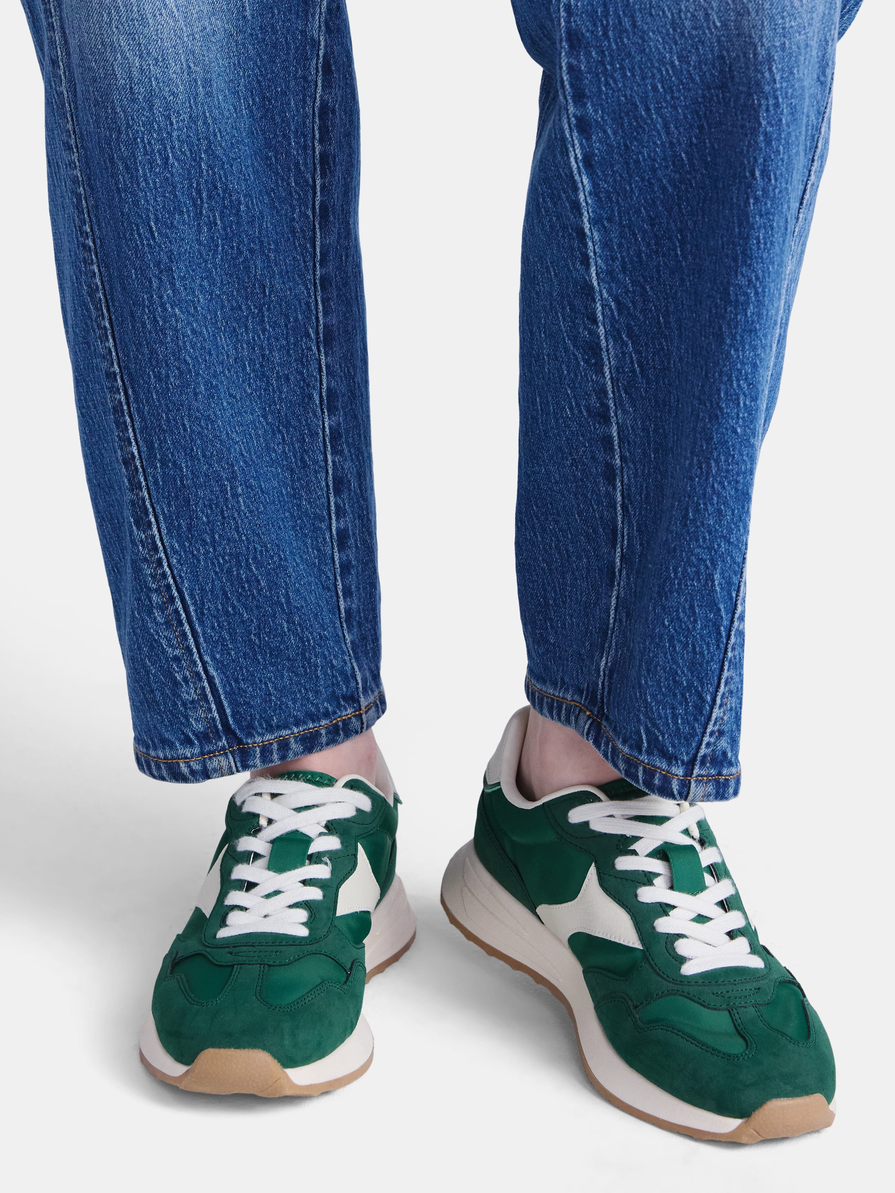 Time and Tru Women's Retro Inspired Sport Sneakers