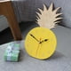 thumbnail image 4 of Reloj de pared con forma de piña, decoración para colgar en la pared, silencioso, estilo nórdico, acrílico, moderno. Amarillo, 4 of 9