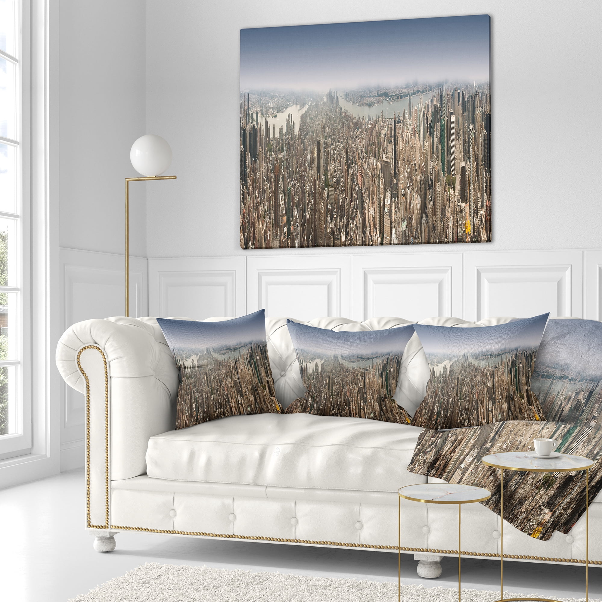 Designart NYC 360 Degree Panorama - Cityscape Photography Throw Pillow - 18x18