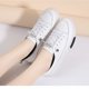 thumbnail image 2 of Zapatos informales para mujer, nuevas zapatillas planas transpirables blancas, zapatos ligeros, tenis para mujer, calzado para correr al aire libre, calzado de viaje, 2 of 5