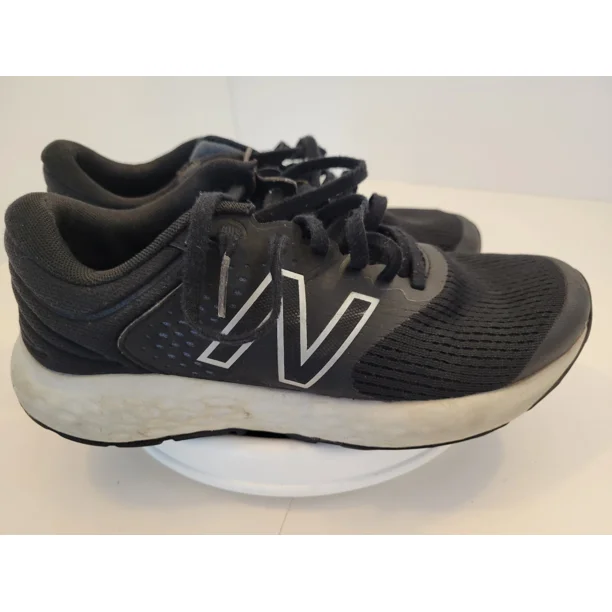 New Balance Mens 520 V7 M520LB7 Black Running Shoes Sneakers Size 7 D