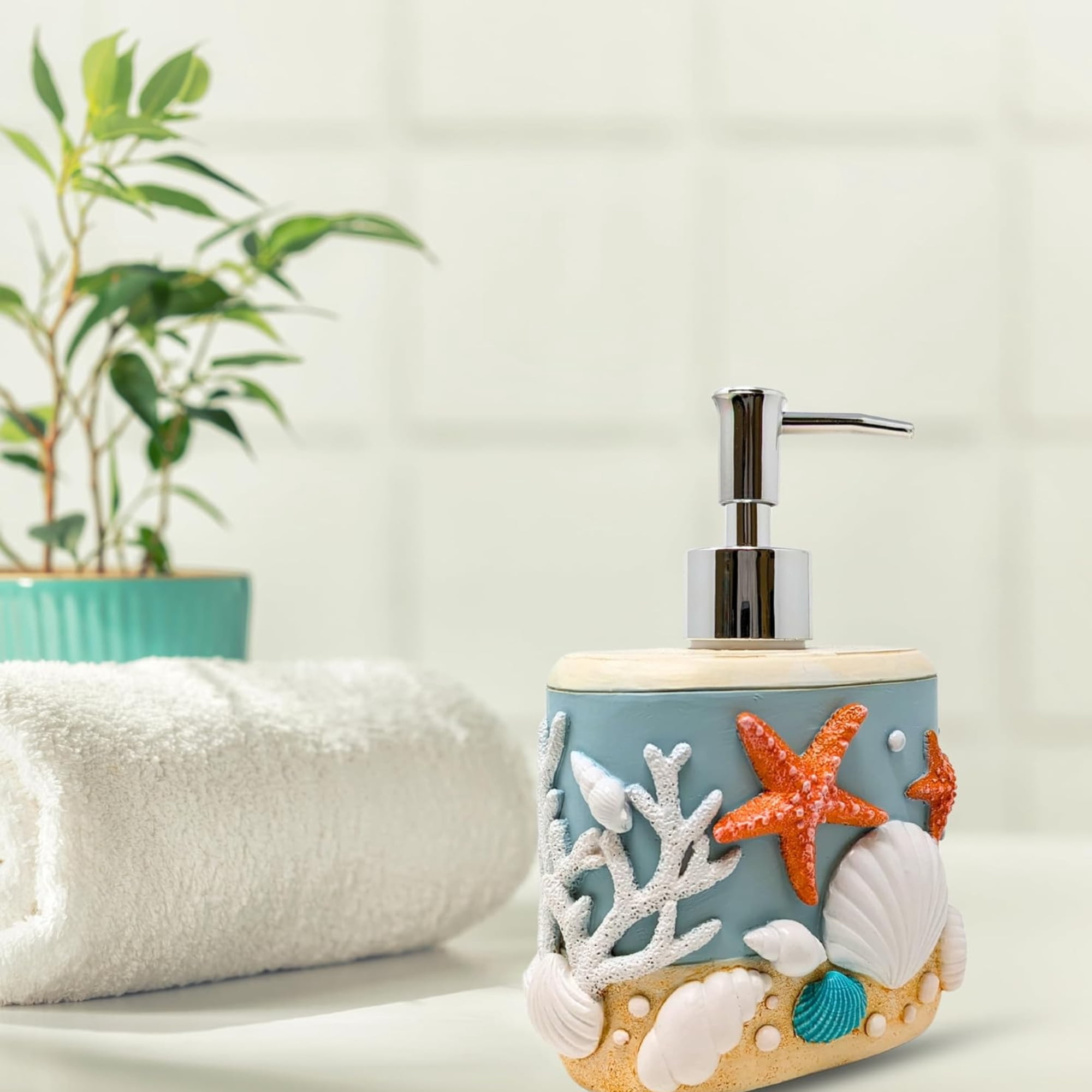 Seaside Splendor Pump Bottle Dispenser – 3D Resin Pump Bottle with Seashells & Starfish Nautical Design for Hand soap, or Lotion, Ocean-Inspired Bathroom Accessories, & Guest Bath Coastal Décor