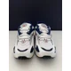 thumbnail image 4 of New Balance 725V1 Men's White/Navy Blue ML725UA SIZE 8 NEW, 4 of 6