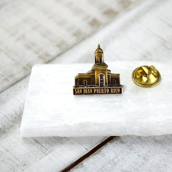 Ringmasters San Juan Puerto Rico 3/4" Antique Gold Temple Pin