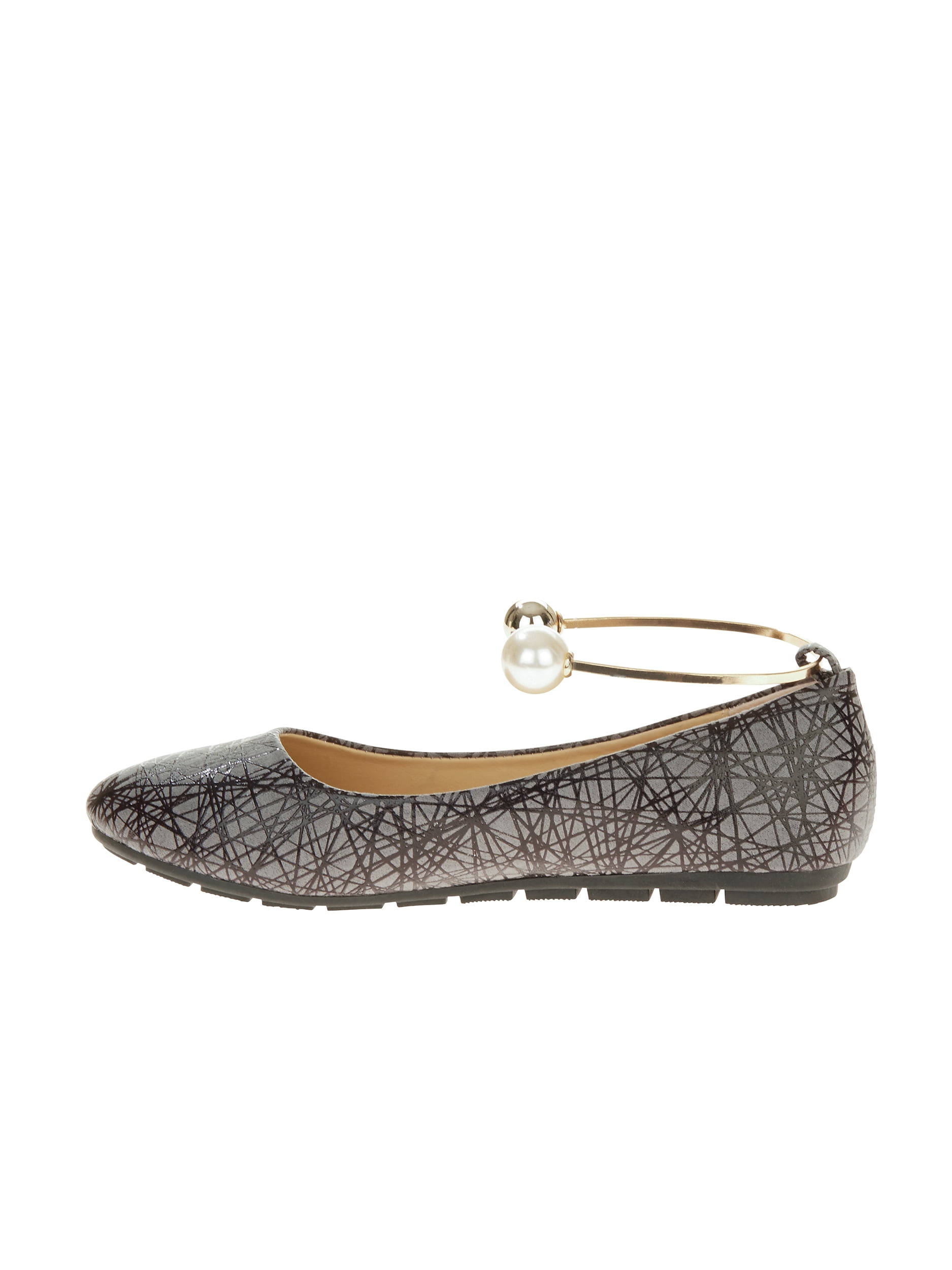 Victoria K Women's Retro Print With Pearl And Gold Ornament Ankle Bracelet Ballet Flats