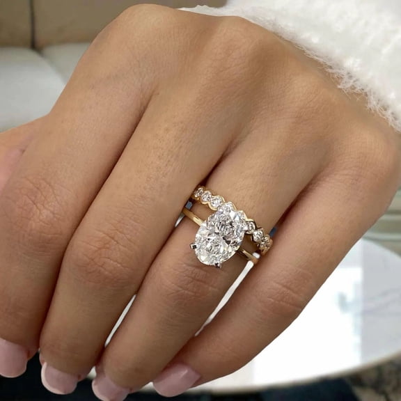 Diiro Oval Cut Solitaire Engagement Ring Set for Women with Matching Wedding Band, 10K/14K/18K Solid Yellow Gold, 2 Piece Moissanite Diamond Bridal Set