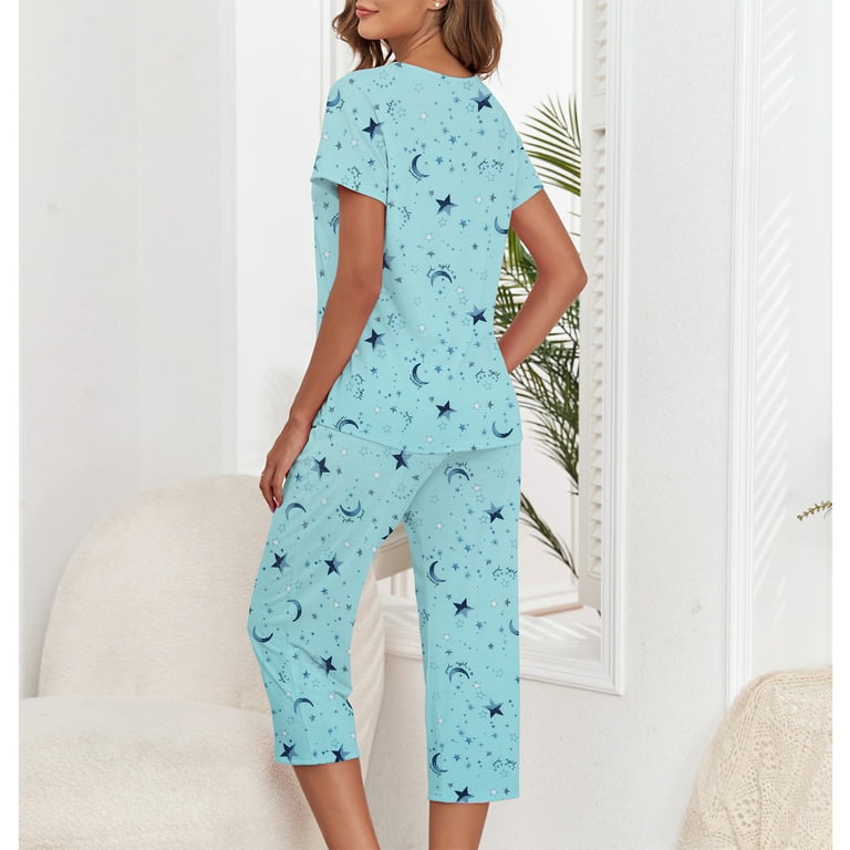 Zando 2 Piece Womens Short Sleeve Pajama Sets for Women Soft Sleepwear Tops with Capri Pants Loungewear 2 Piece Pj Set Green Star XL