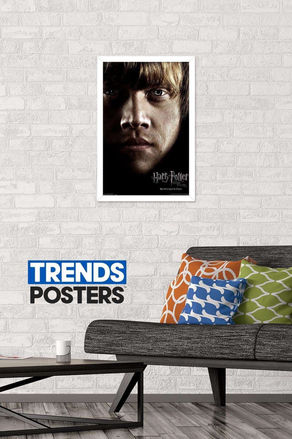 Harry Potter and the Deathly Hallows: Part 1 - Ron One Sheet Wall Poster, 14.725" x 22.375", Framed