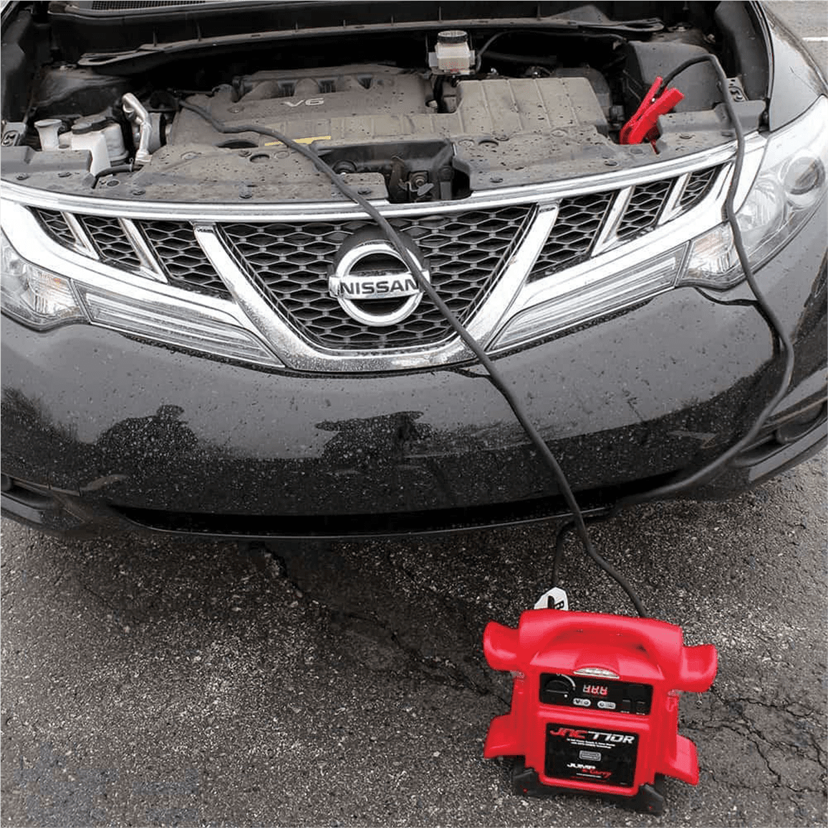 Jump-N-Carry 1700 Peak Amp Premium 12 Volt Jump Starter