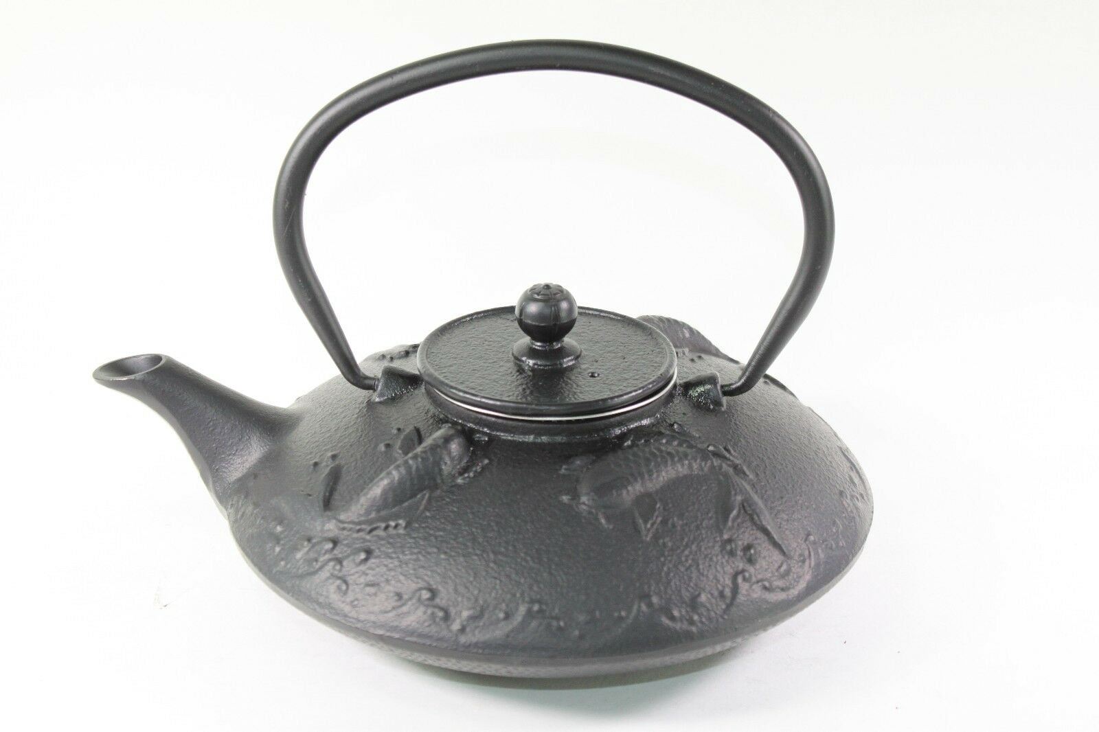 24 fl oz Black Fancy Carp Fish (Koi) Japanese Cast Iron Teapot + Infuser Filter F15591