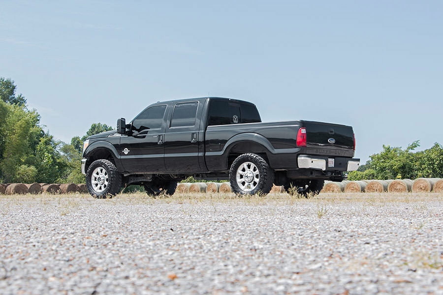Rough Country 1.5-inch Suspension Leveling Kit