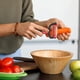 thumbnail image 3 of Pelador y cepillo multifuncional de acero inoxidable para verduras y frutas | Cuchilla 420J2 con agarre cómodo | Herramienta de cocina fácil de limpiar para cortar y pelar, 3 of 5