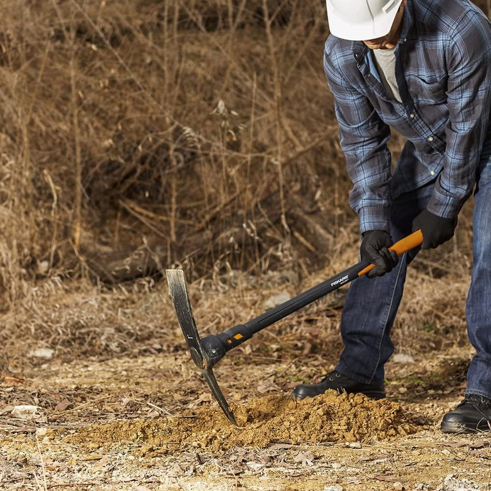 Fiskars 751210-1002 Garden IsoCore 5 lb Pick, 36 Inch, Orange