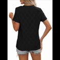 thumbnail image 3 of Blusa Informal de Corta con Cuello Redondo, Ojales Bordados y Aberturas para Mujer, Color Negro, Talla XL, 3 of 9