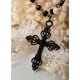 thumbnail image 4 of Gargantilla Sacina con forma de cruz gótica con cuentas negras, 4 of 6