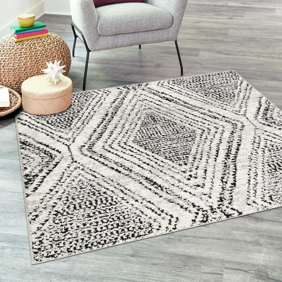Unique Loom Tagine Collection Area Rug - Malika (7' 10" Square Black and White)