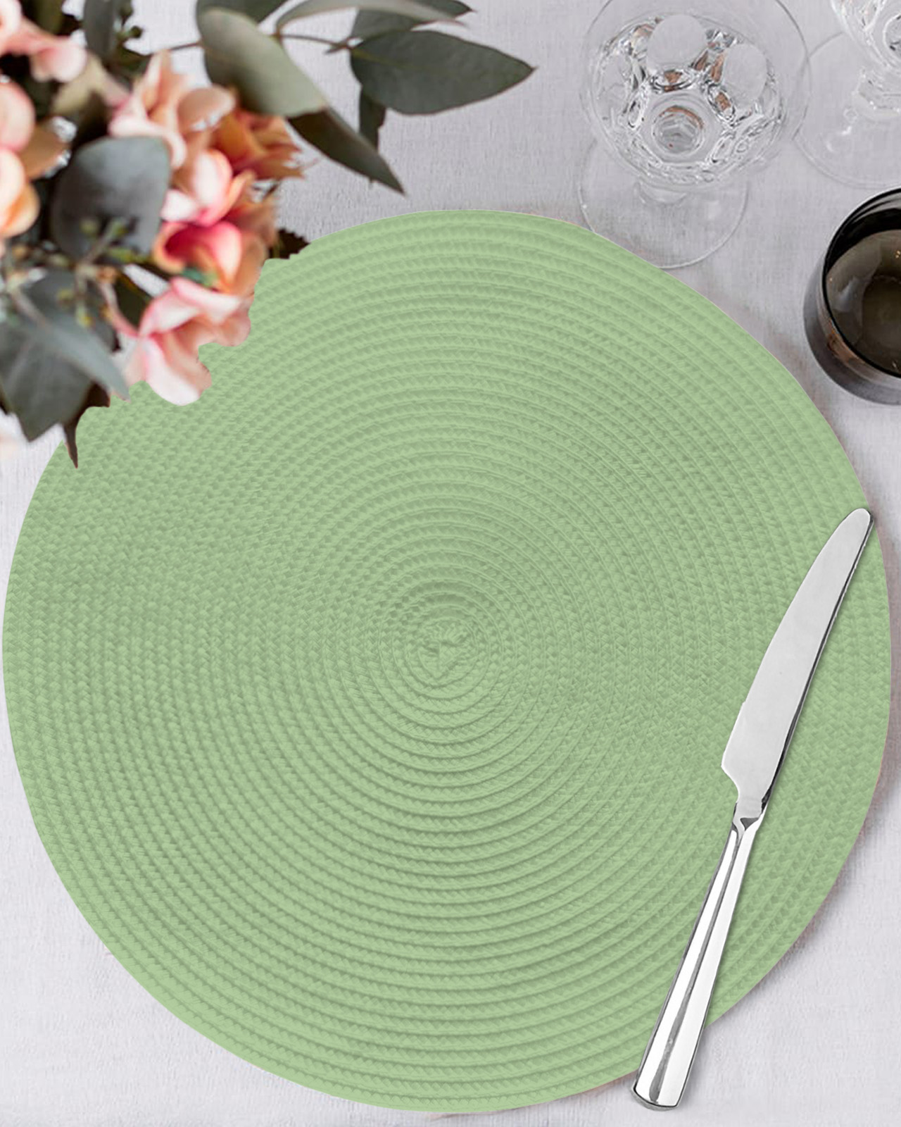 Round Placemats Set of 4 Sage Green Place Mats Washable Woven Placemat Solid Green Color Circle Braided Table Mat for Kitchen Dining Table Party Home Decor 15 Inch