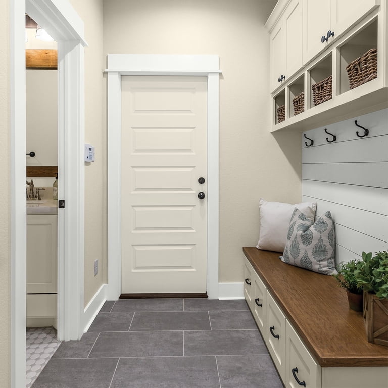 Glidden Fundamentals Focus / Off White Semi-Gloss Interior Paint