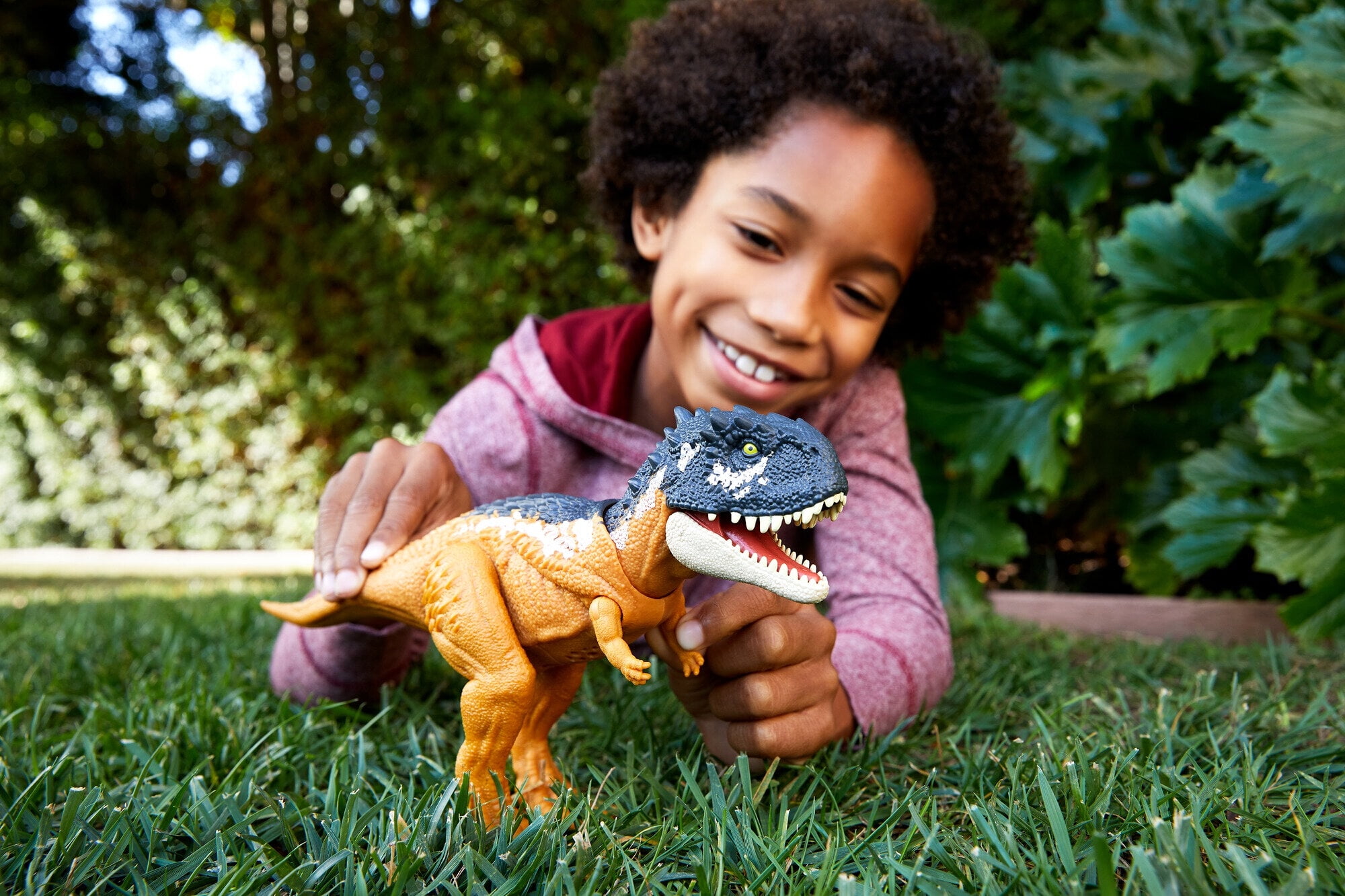  Mattel Jurassic World Dominion Survival Instincts Dinosaur  Starter Set, 4 Toy Figures Including Blue, Dilophosaurus, 2 Roar Strikers :  Toys & Games