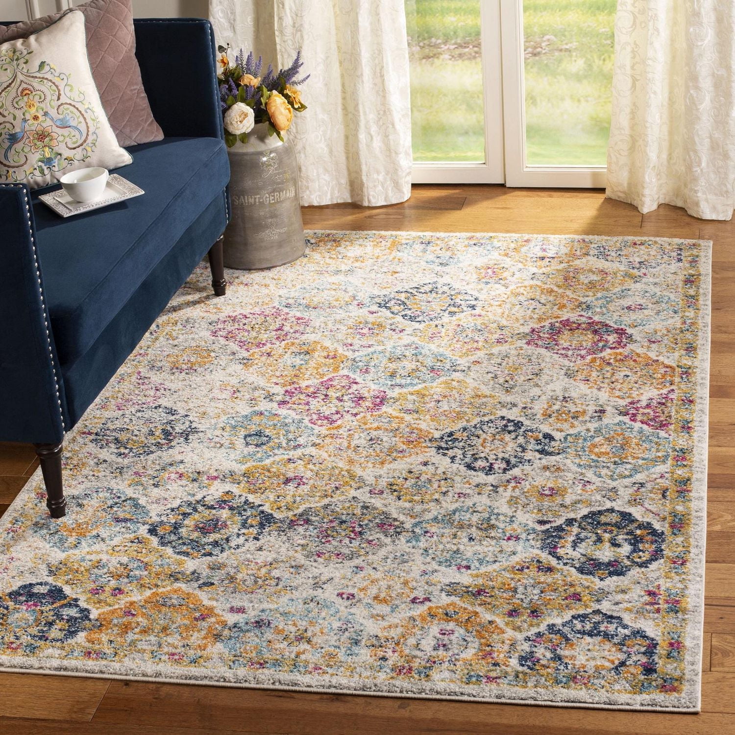 SAFAVIEH Madison Judith Geometric Floral Area Rug