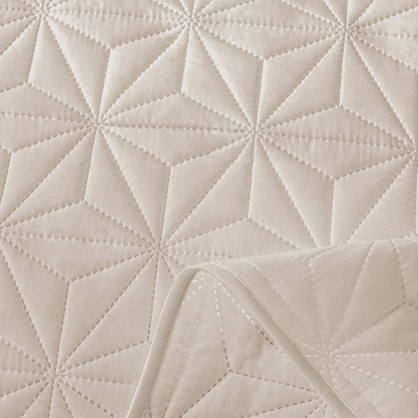 Whale Flotilla Microfiber King Size 96"x 104" Quilt Set Lightweight Quilted Bedspreads Coverlets Set with Stars Pattern, Brich Beige