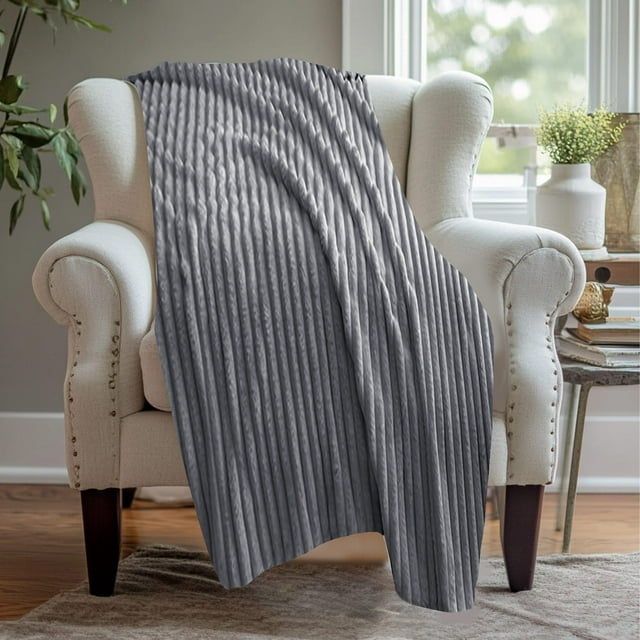 Couverture Raschel Douce et Épaisse à Double Couche, un Incontournable pour Se Réchauffer en Hiver, Convient aux Lits, aux Sofas et à d'Autres Scènes, Offrant un Confort Ultime