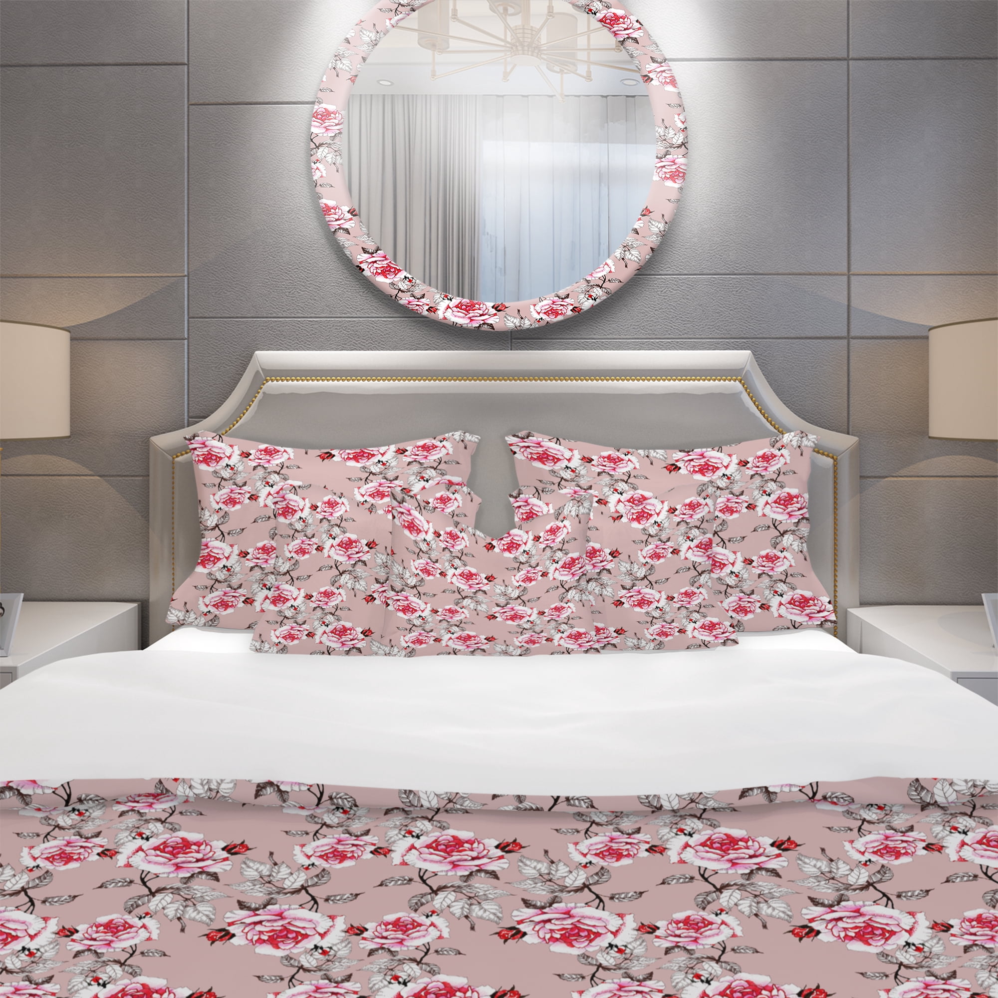 Designart 'Red Rose in Pink Background' Traditional Duvet Cover Set