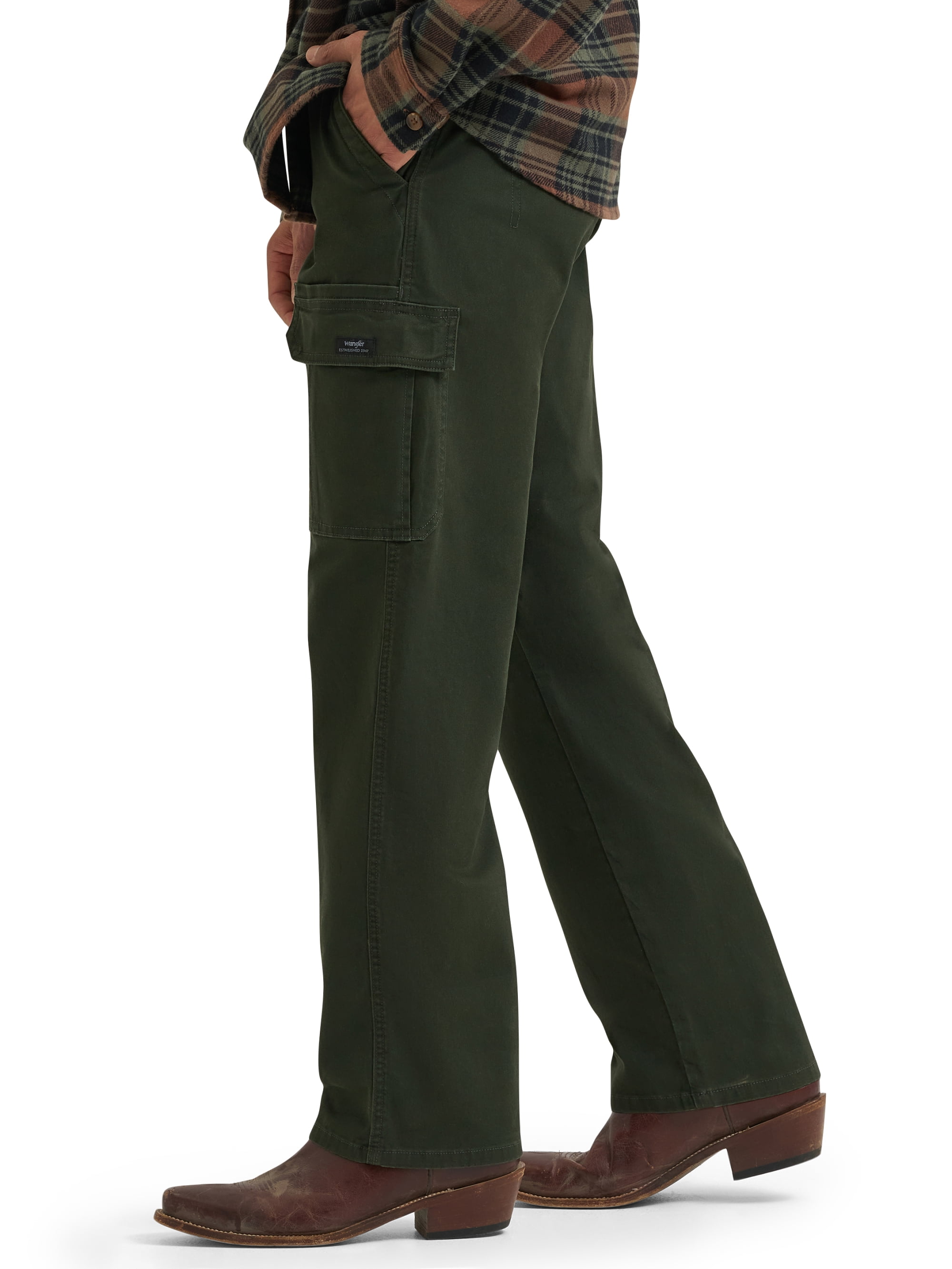 Wrangler Men's and Big Men's Relaxed Fit Cargo Pants With Stretch