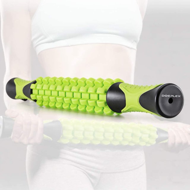 Rouleau de Massage Entraînement Physique Rouleau Musculaire Bâton de Massage Auto-Massage Rouleau de Massage des Tissus Profonds avec Poignée pour Soulager les Muscles Endoloris