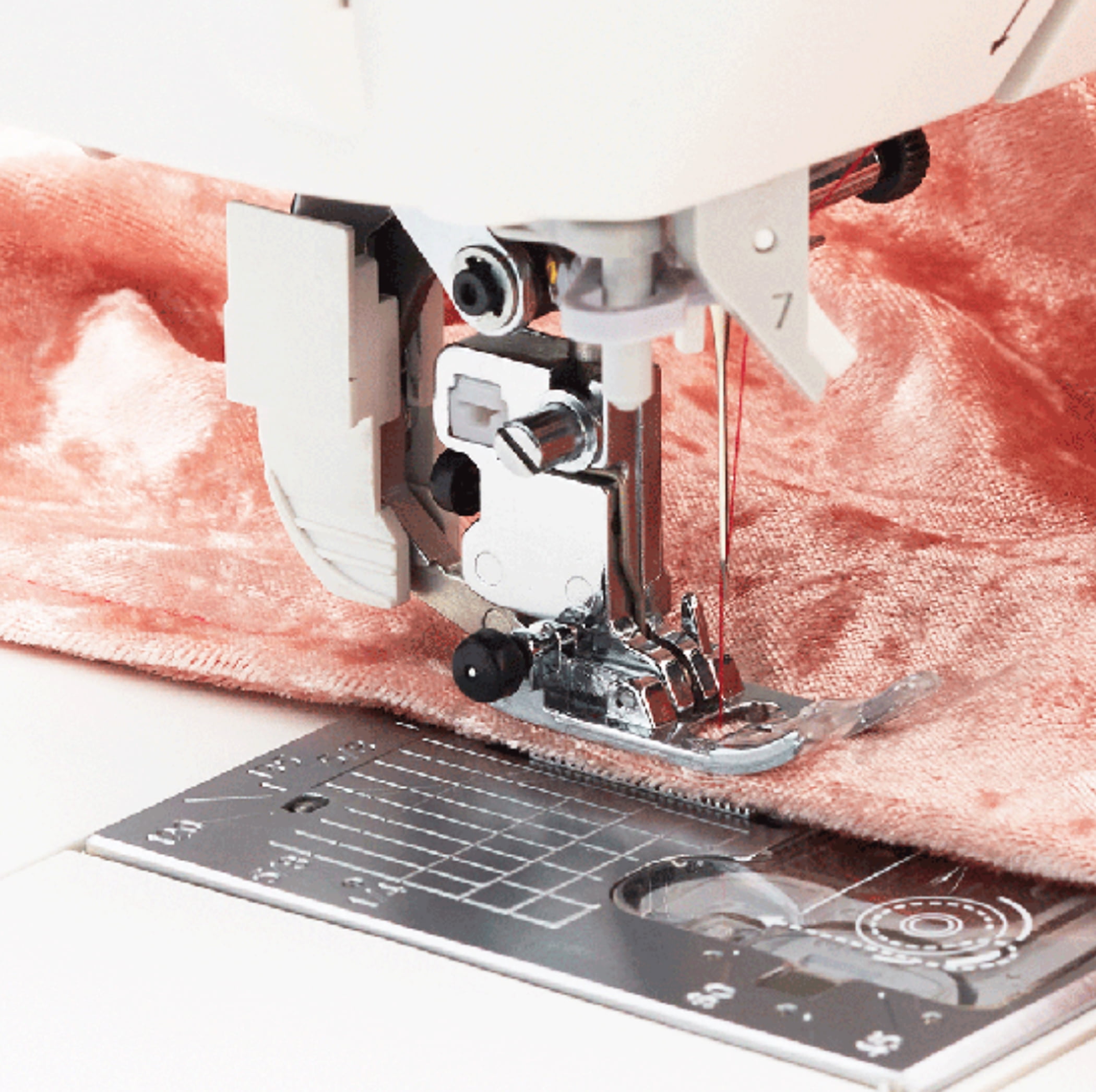 Juki Sayaka DX-3000QVP Quilt Virtuoso Pro Computerized Sewing& Quilting Machine