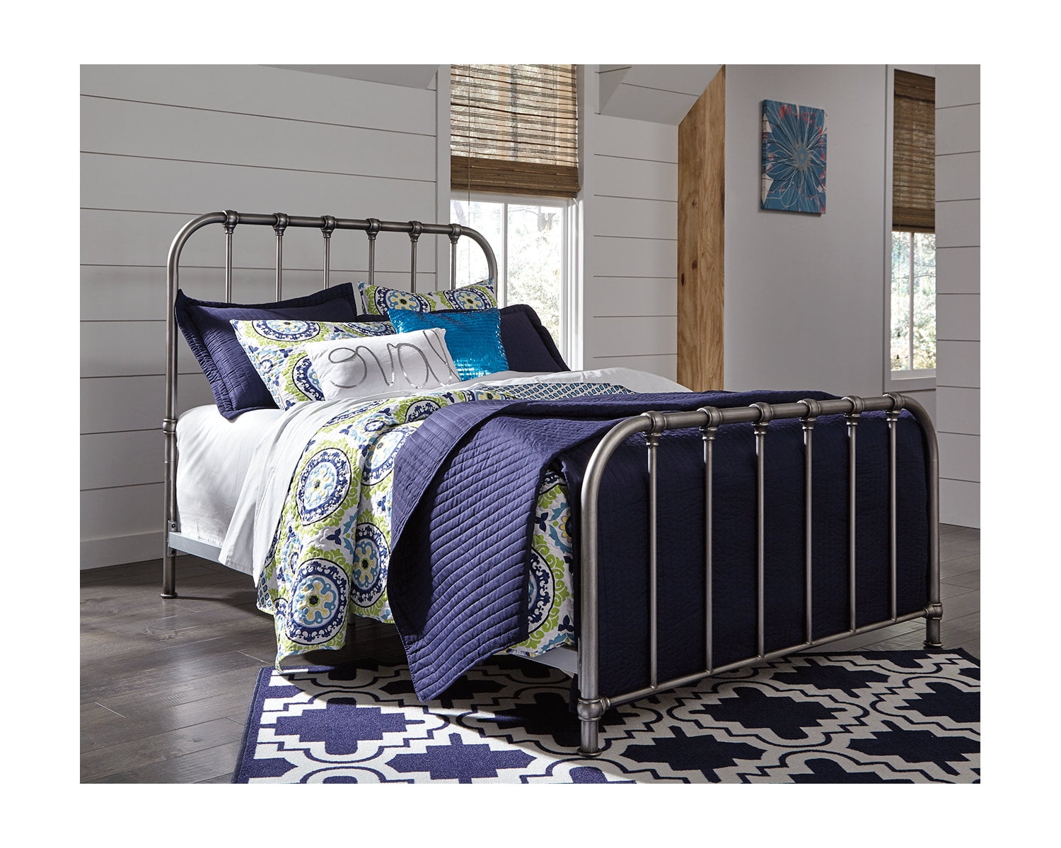 Nashburg queen metal bed silver deals