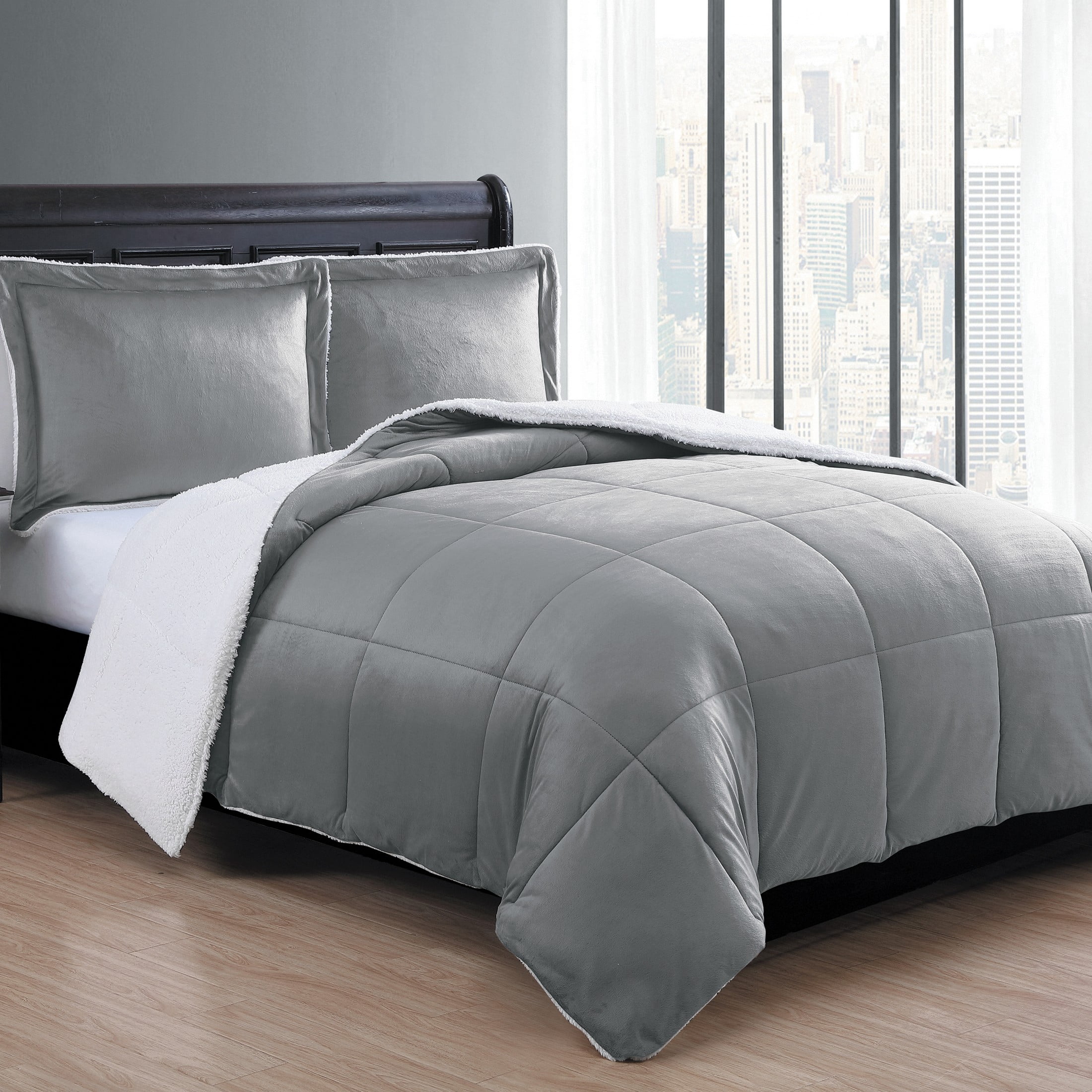VCNY Home Micromink 3-Piece Grey Solid Color Comforter Set, Queen, Adult, Unisex