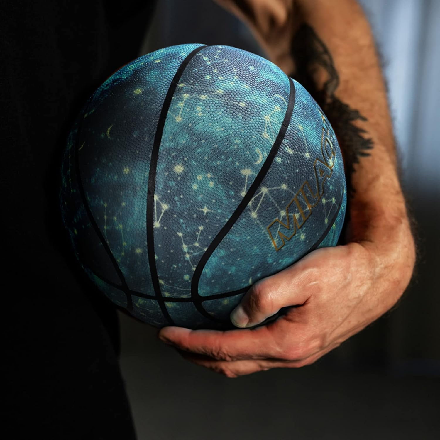VEZLOP Basketball, Glow in the Dark Basketball, Glowing Composite Leather Luminous Basketball Gift for Youth, Men, Women, Indoor-Outdoor Night Basketball Size 7(29.5") / 6(28.5") / 5 (27.5") with Pump