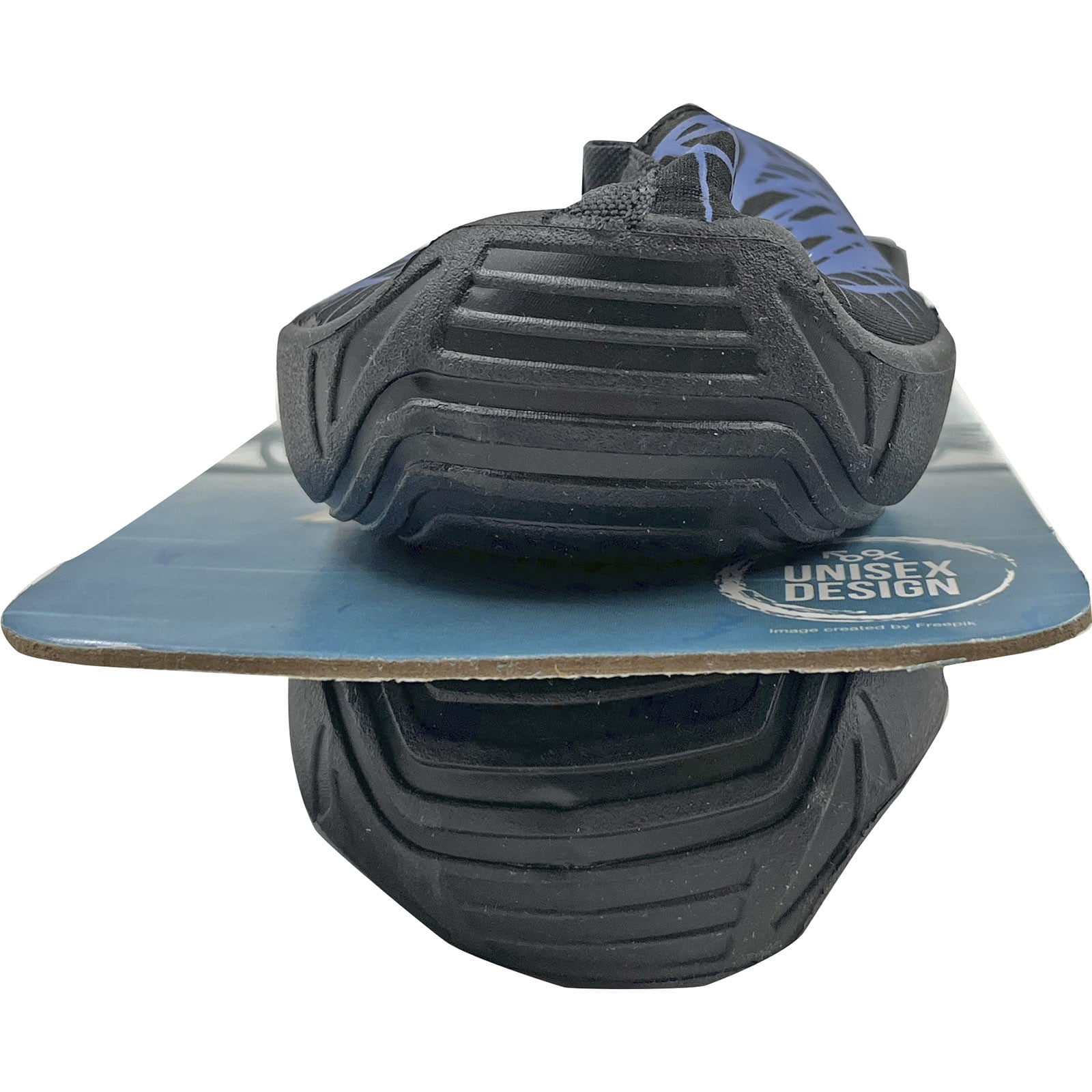 Aqurun Black/Blue Water Shoes, Youth Size 3/ Women's Size 5