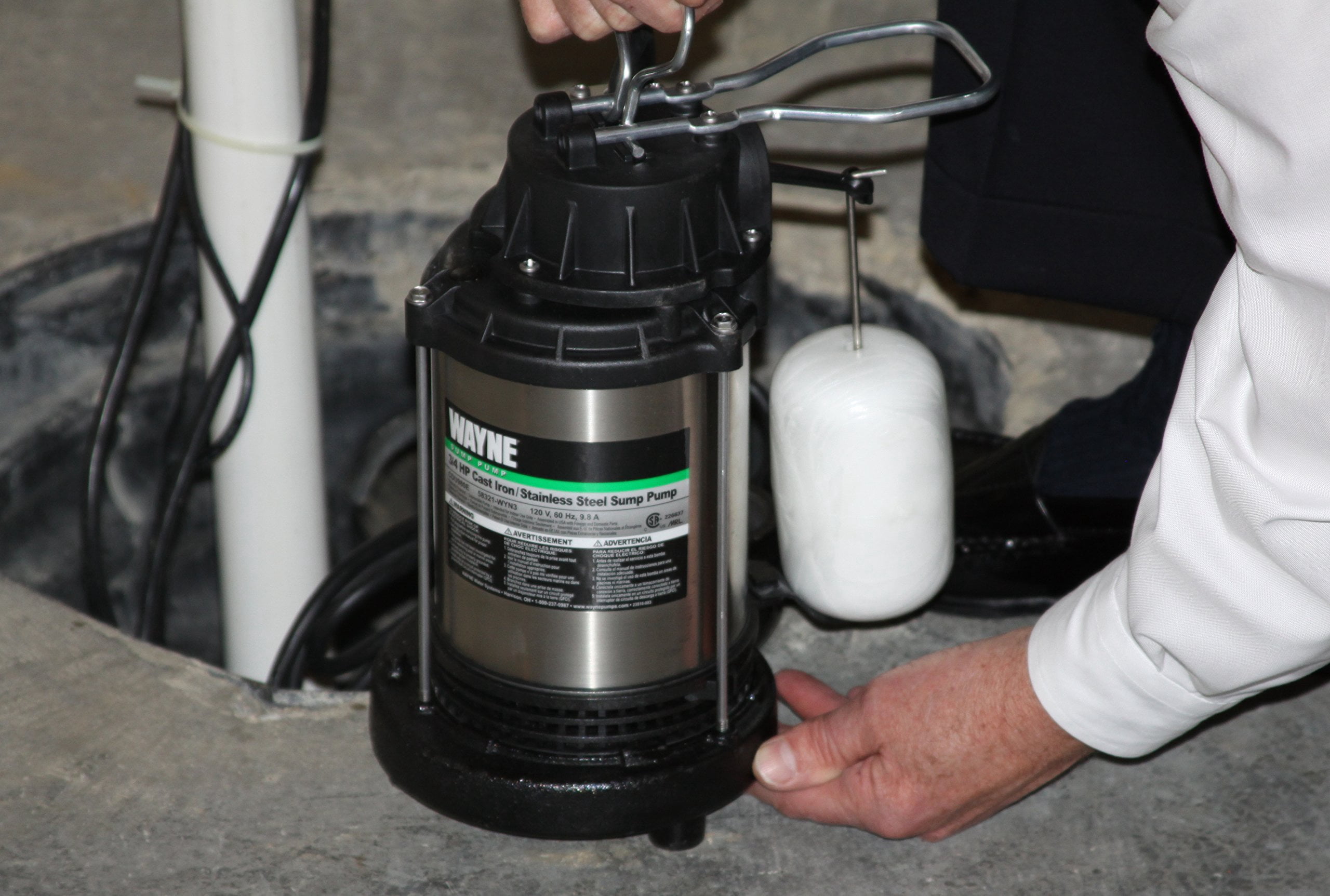WAYNE 1 HP Submersible Sump Pump With Vertical Float Switch - Cast Iron/Stainless Steel