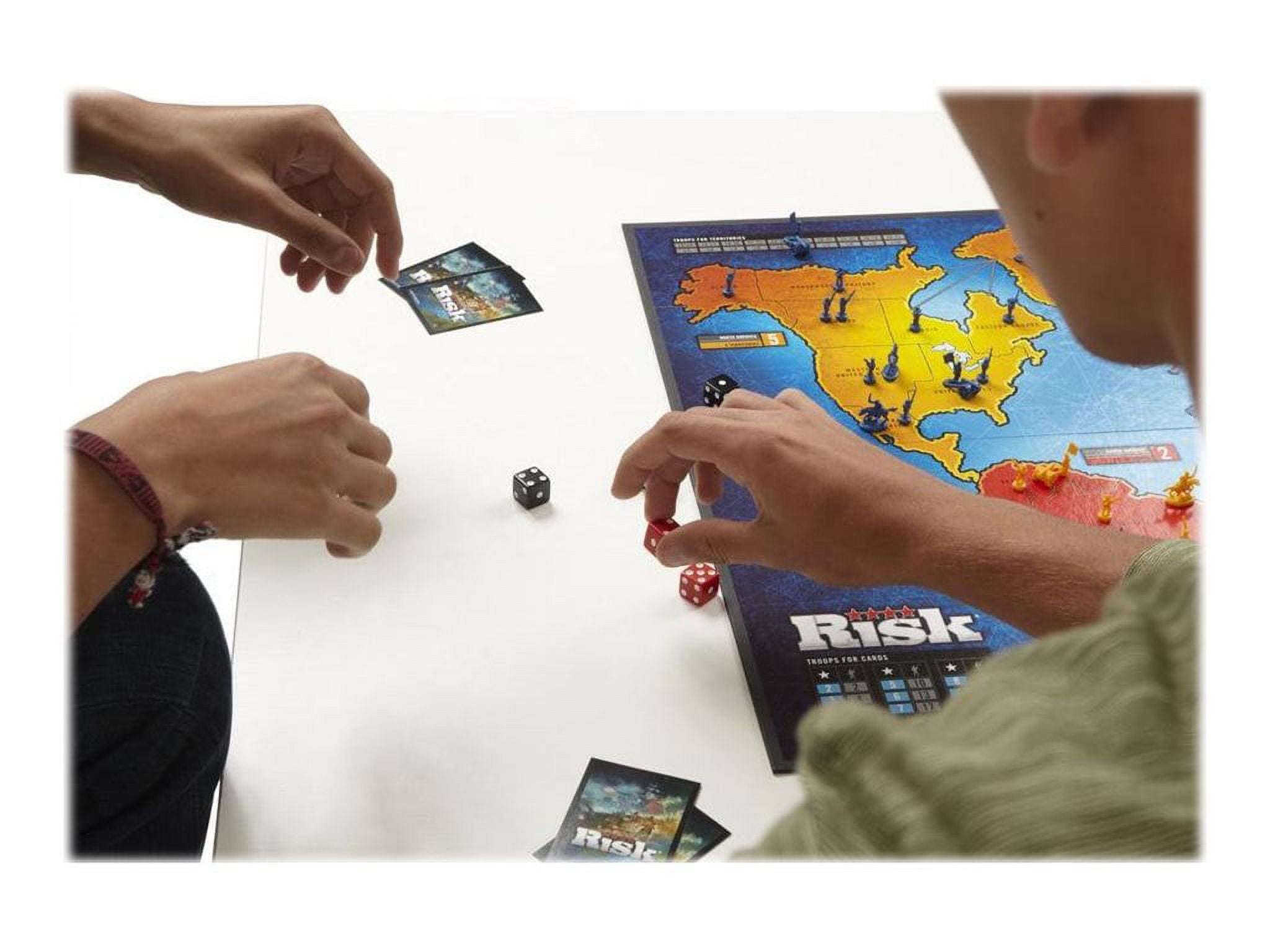 その他 Risk Game ggw725x Amazon.com: Hasbro Risk Game: Global Domination : Toys & Games