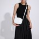 thumbnail image 4 of Bolso bandolera pequeño tejido para mujer, bolso tejido, bolso de hombro cuadrado (blanco), 4 of 7