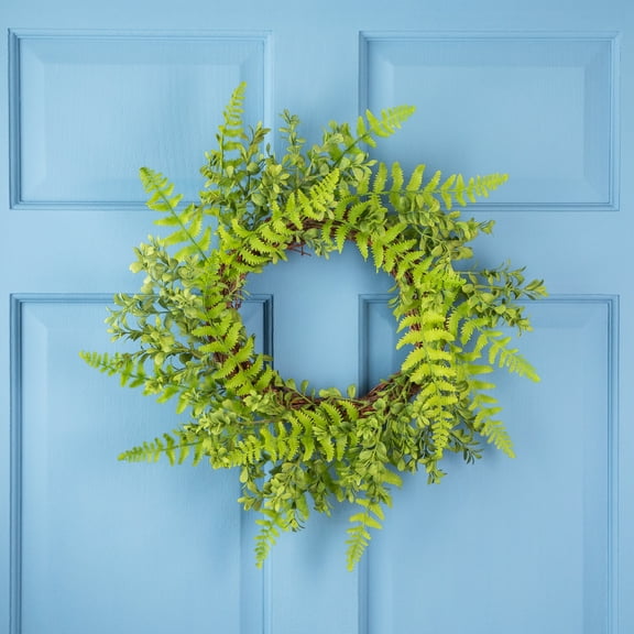 Northlight Fern Leaf Artificial Springtime Wreath - Green - 18"