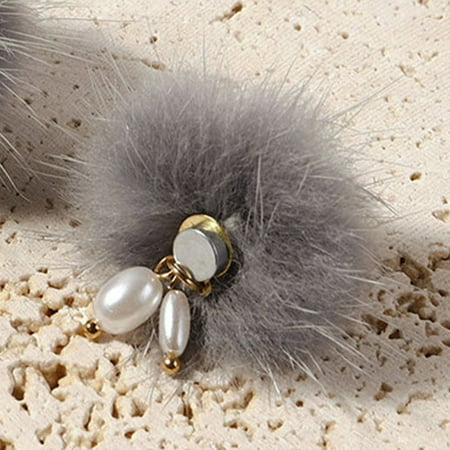 

12 Colors Nail Pom Fluffy Plush Ball Detachable Nails Design Art Puff Fur Ball Magnetic 3D Soft Pompon Ball with Pendant