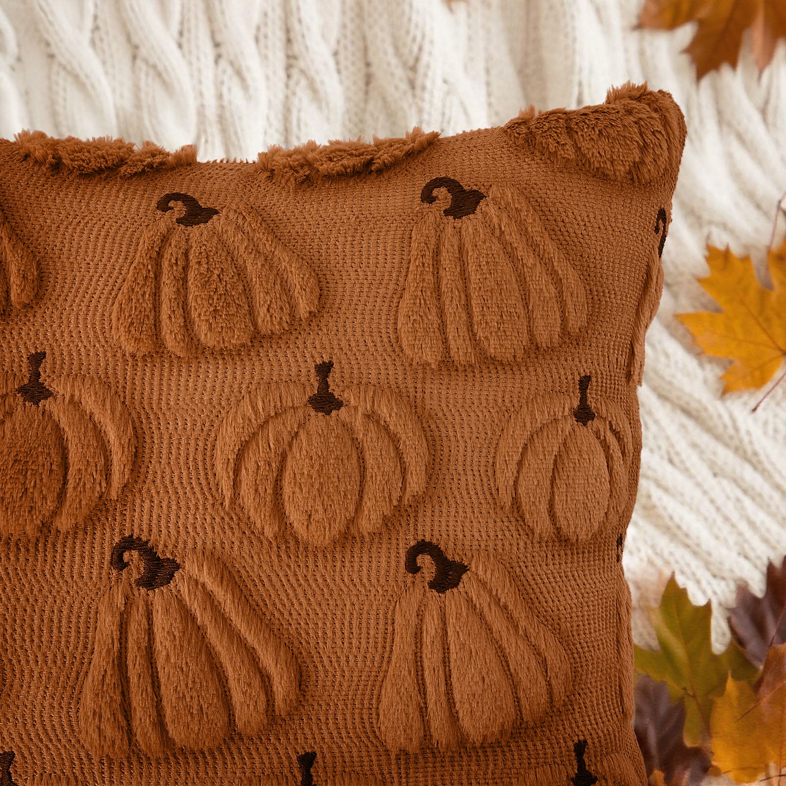 Sanmadrola Fall Pillow Covers 18x18 Throw Pillow Cases Set of 2 Halloween Thanksgiving Autumn Decorations Pumpkin Soft Plush Faux Fur Wool Couch Cushion Case for Sofa Bedroom Living Room Home Decor