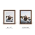 thumbnail image 4 of Marco de fotos HAUS AND HUES de 8 x 10 cm con cristal auténtico de nogal y roble, 4 of 8