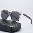 thumbnail image 3 of Gafas de sol con vetas de madera de color beige y uñas, gafas de sol para hombre con protección solar, gafas de sol con protección UV, 3 of 6