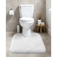 thumbnail image 2 of Alfombra de baño Ilango, blanca, en forma de U, 56 x 61 cm, antideslizante y absorbente, 2 of 9