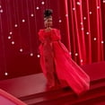 thumbnail image 3 of Muñeca Barbie Signature Mattel de tul rojo para el 80 aniversario, 3 of 6