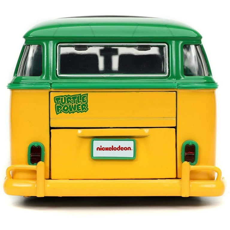 TMNT Model Die-cast 1962 Volkswagen Bus with 2.75