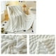 thumbnail image 4 of Manta de forro polar de color liso de 100 x 150 cm, manta grande y suave para sofá o cama, manta cálida y transpirable para todas las estaciones, manta decorativa lavable a máquina, diseño ligero y p, 4 of 6