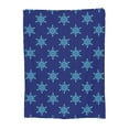 thumbnail image 1 of Snowflake Design Pattern Throw Blanket, Super Soft Anti-Pilling Flannel Bed Blankets, 50"x40", 1 of 8