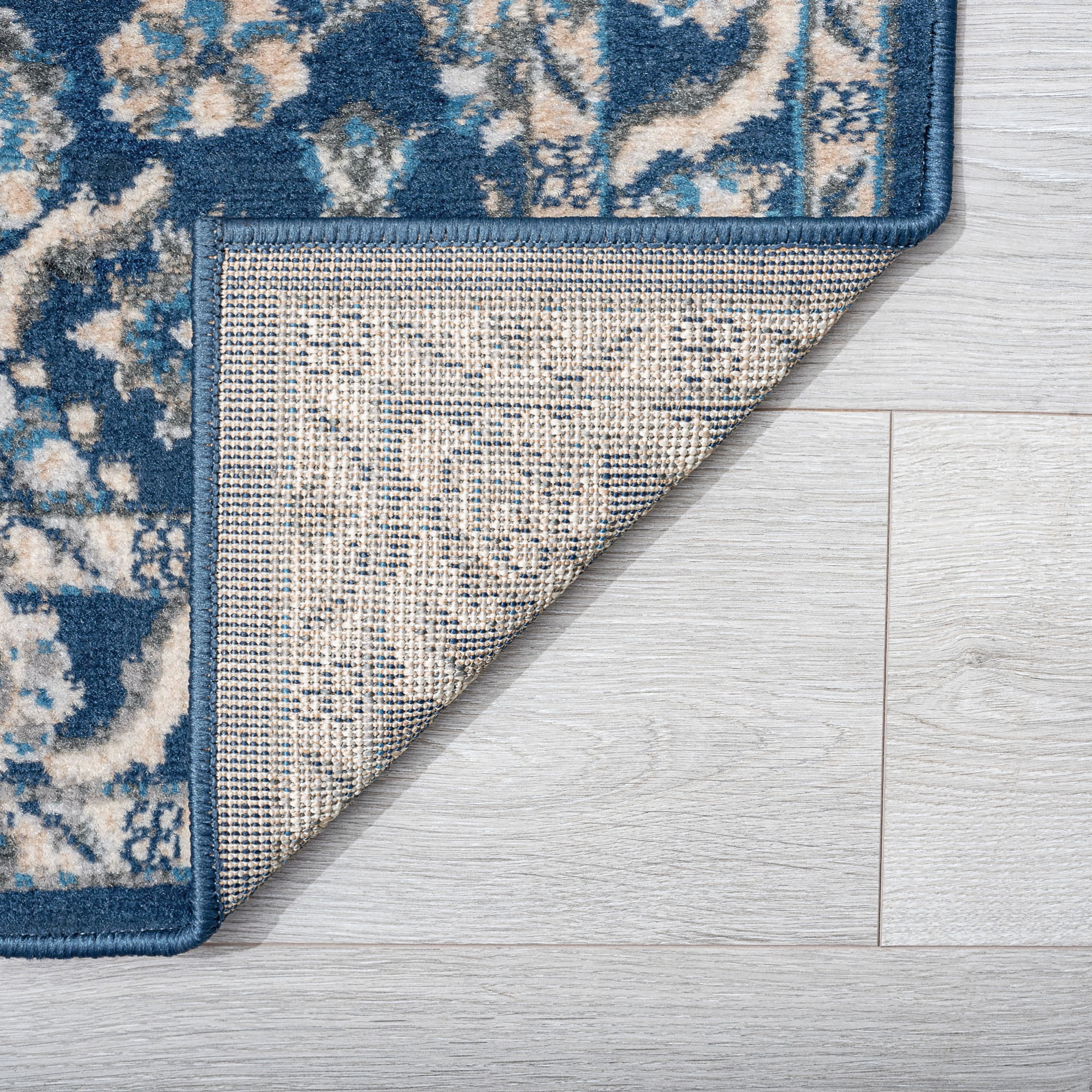 Madison Traditional 5' Round Dark Blue Polypropylene Indoor Area Rug