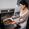 thumbnail image 4 of Fuente para hornear de cerámica de 4.5 cuartos para servir cazuela, lasaña, gratinar, asar y hornear. Bandeja grande de 14 x 10 x 3,11 pulgadas, segura para horno, microondas, refrigerador, gabinete d, 4 of 5